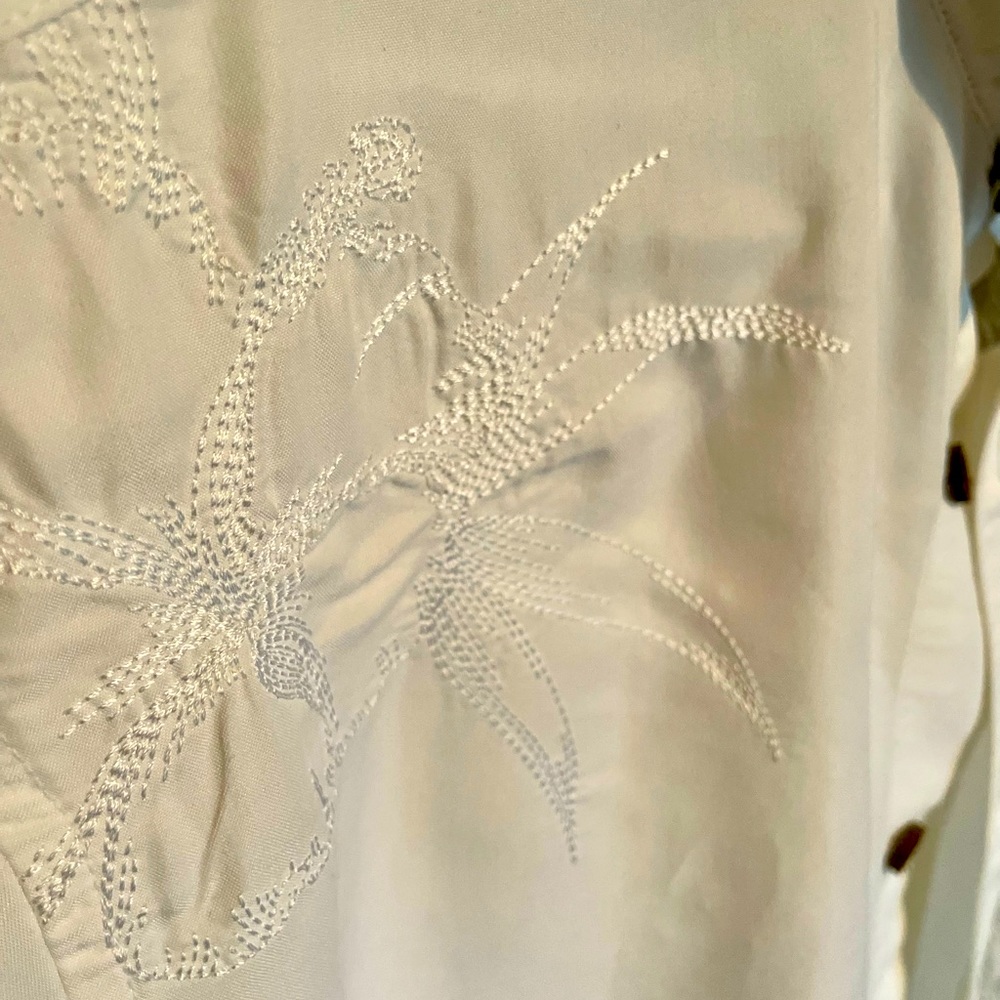 White. Excellent condition button down shirt
